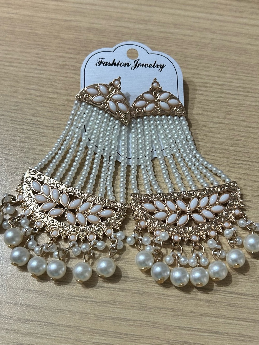 Fashion Jewelry Gold and White Pearl Tassel Chandbali Earrings